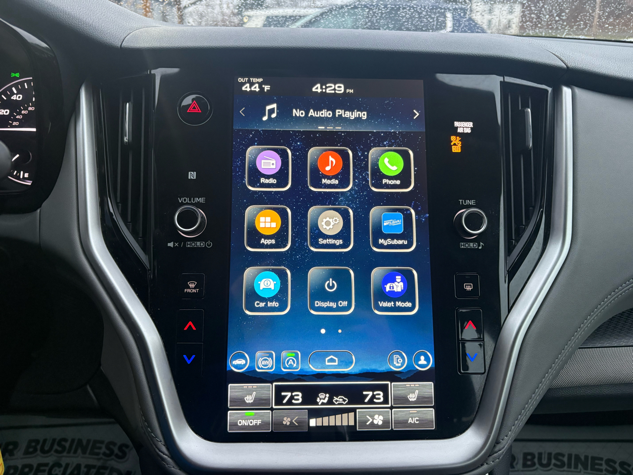 Subaru Legacy Premium 2024