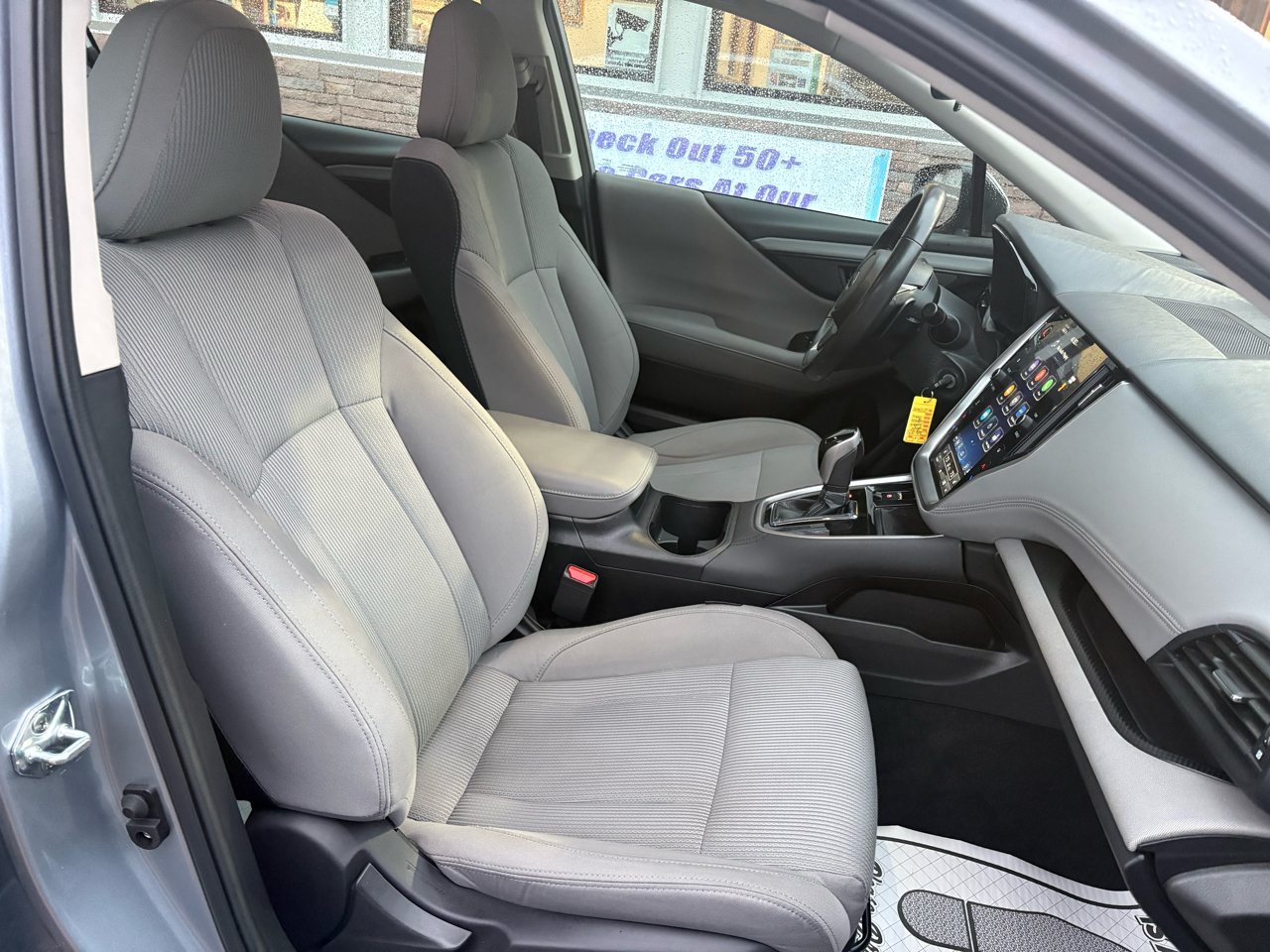 Subaru Legacy Premium 2024