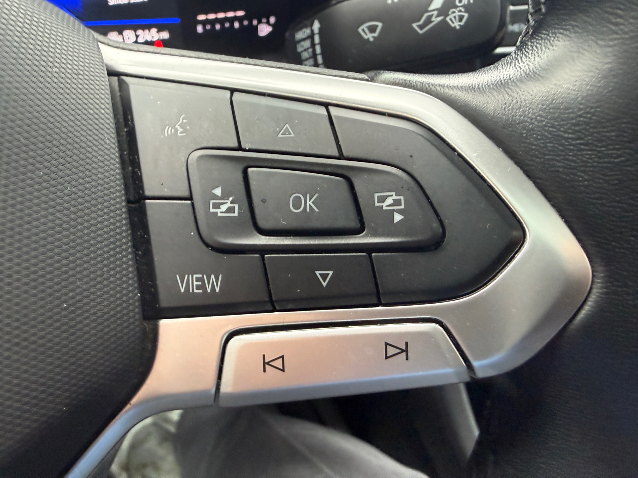 Volkswagen Jetta SE 2024