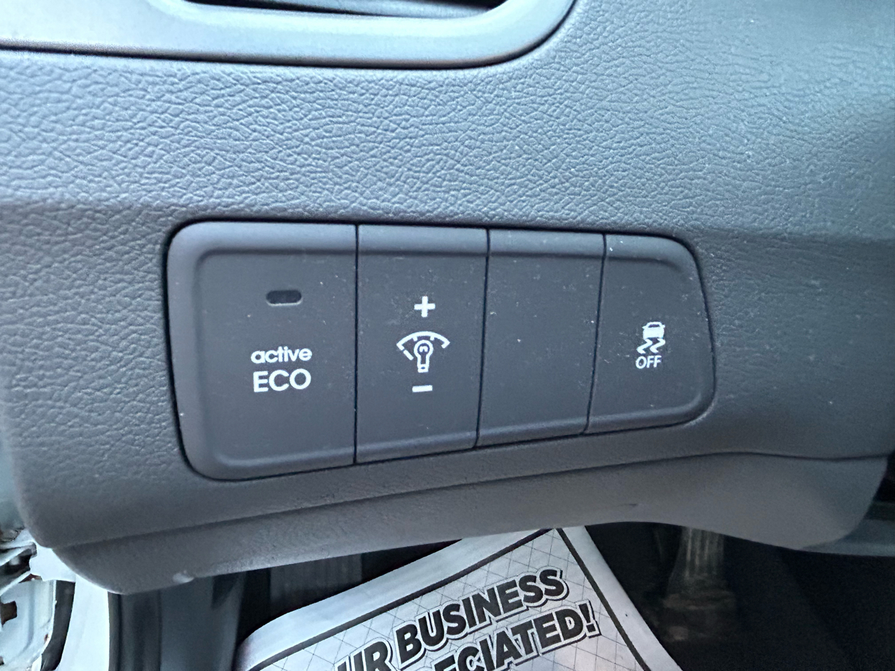 Hyundai Elantra SE 6AT 2016