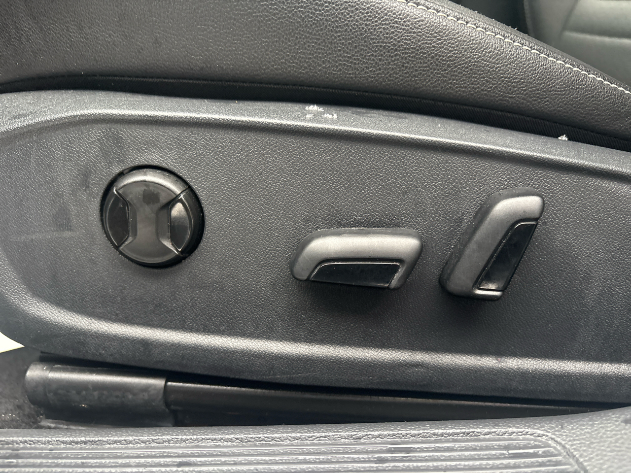 Volkswagen Jetta SE 2024