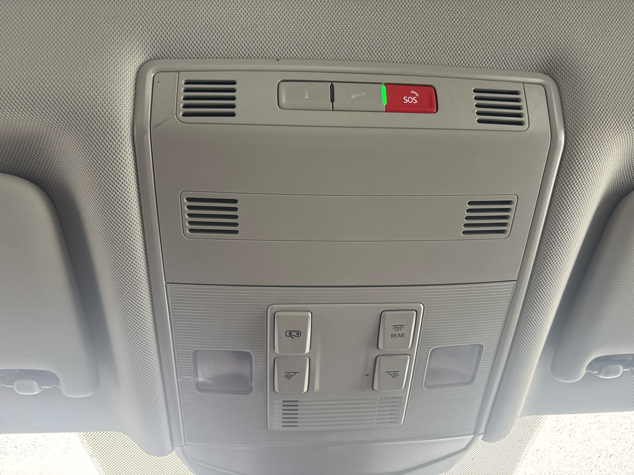 Volkswagen Jetta SE 2024