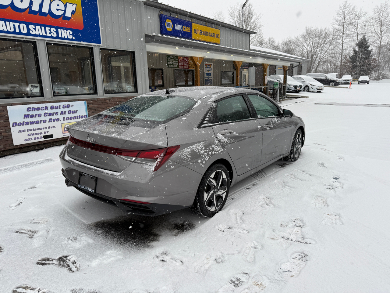 Hyundai Elantra SEL 2023