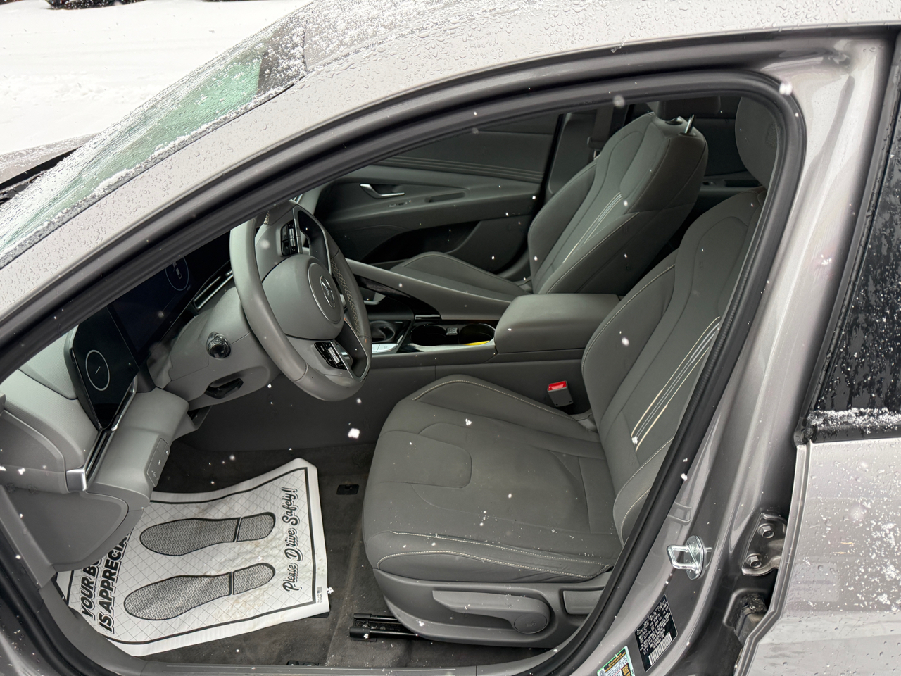 Hyundai Elantra SEL 2023