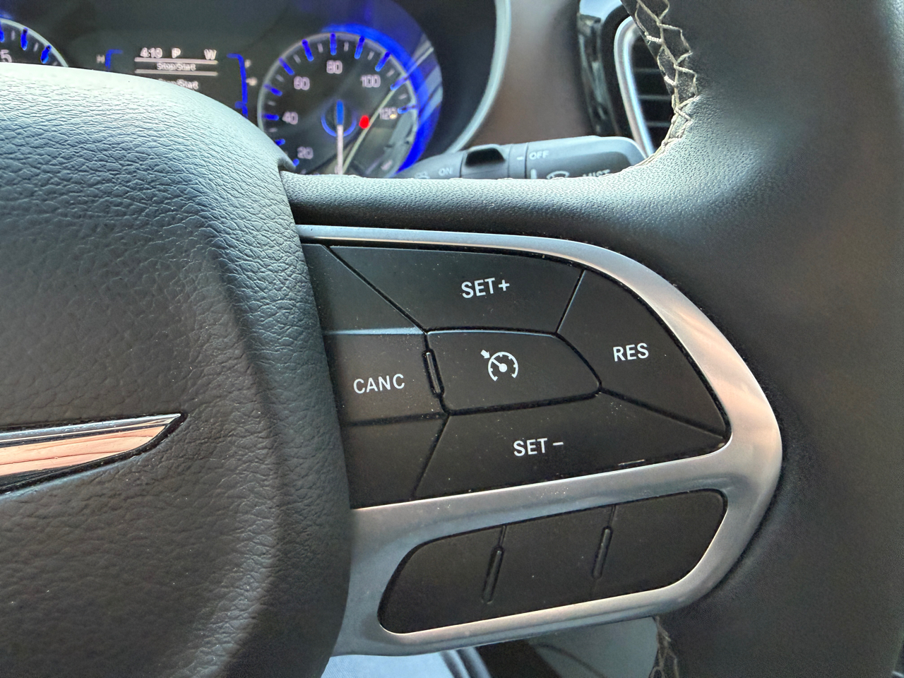 Chrysler Voyager LX 2024