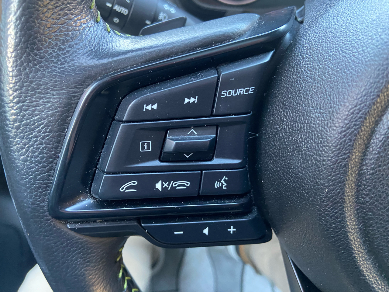 Subaru Ascent Limited 2023