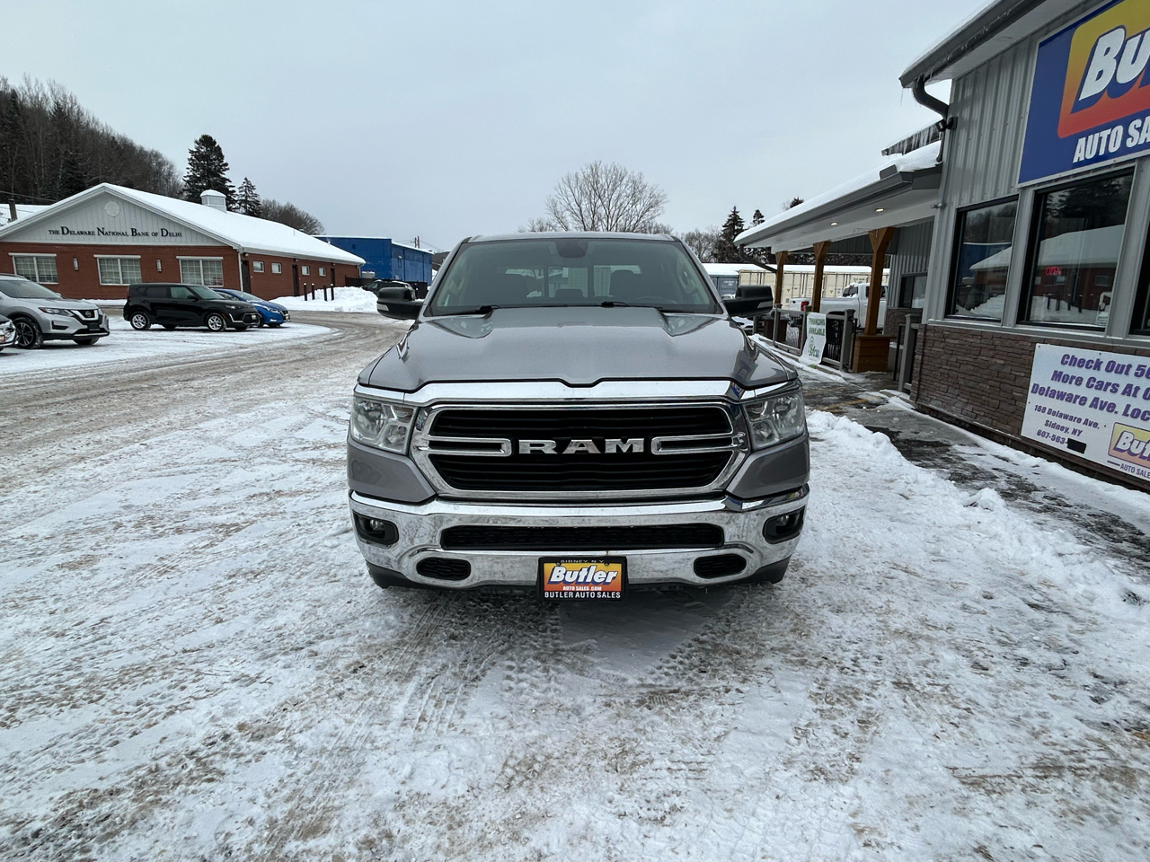 RAM 1500 Big Horn Crew Cab SWB 4WD 2020