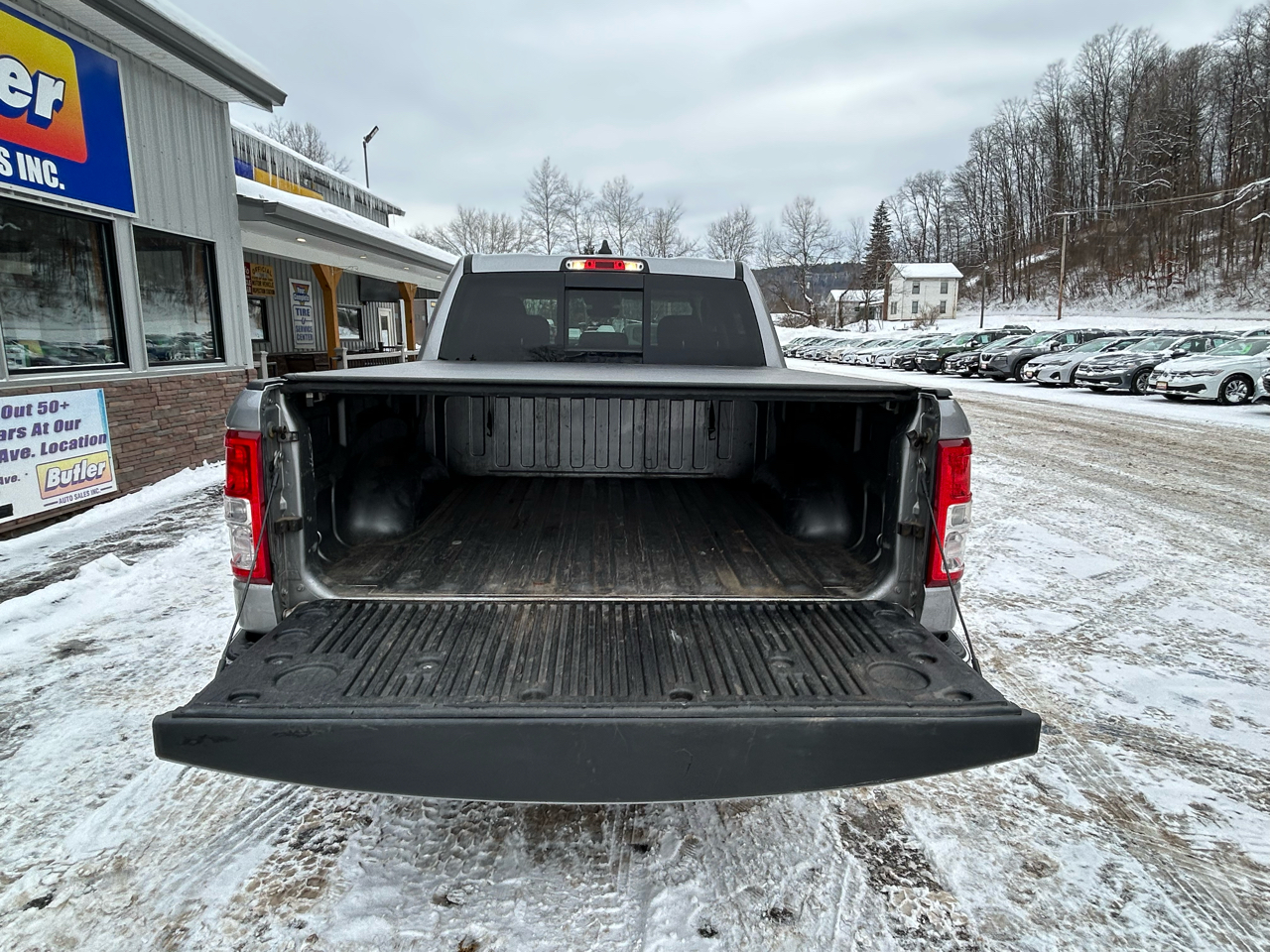 RAM 1500 Big Horn Crew Cab SWB 4WD 2020