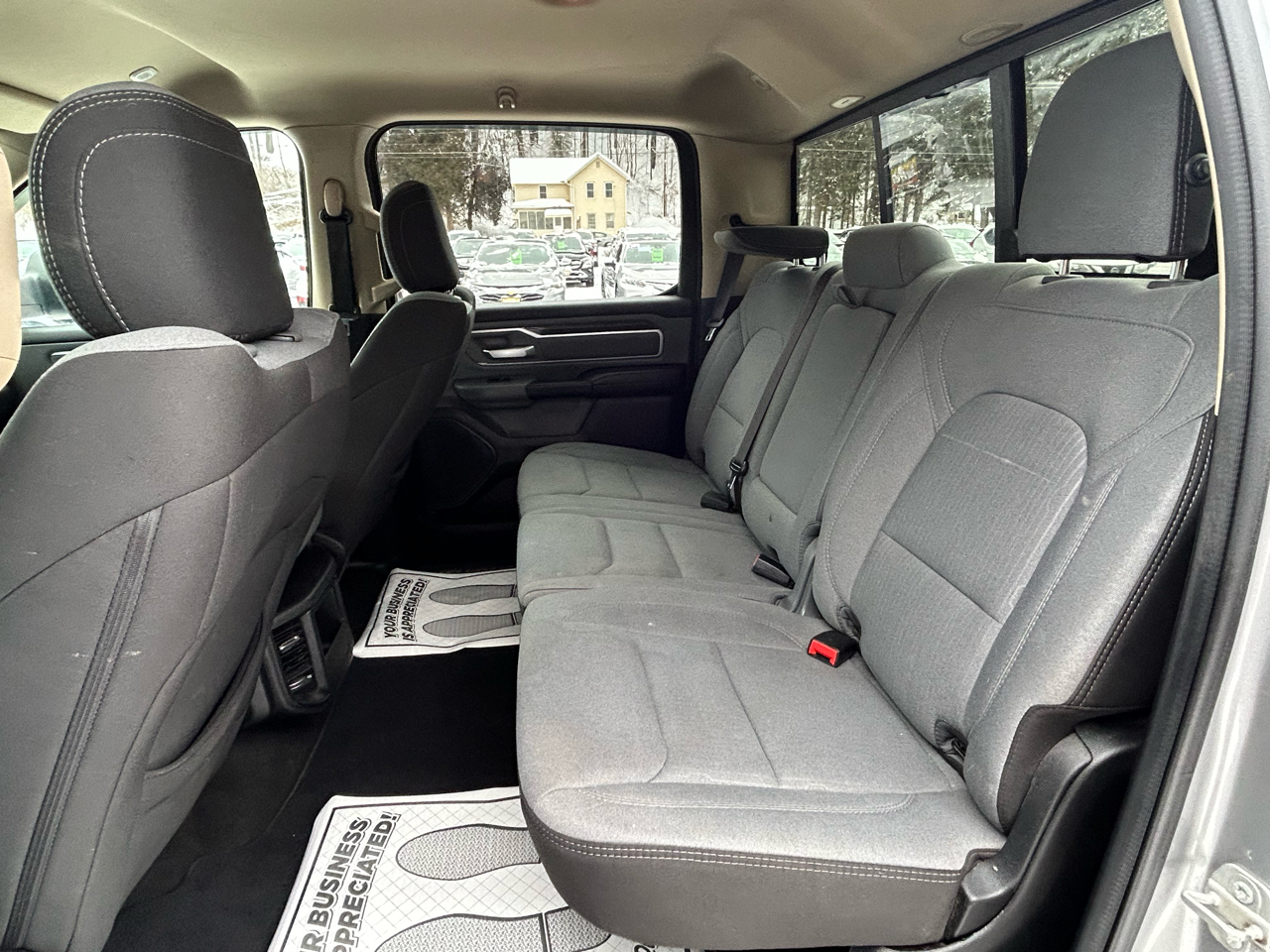 RAM 1500 Big Horn Crew Cab SWB 4WD 2020