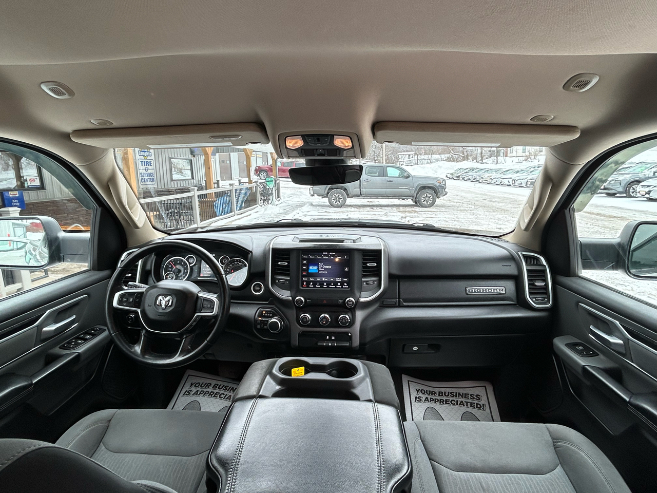 RAM 1500 Big Horn Crew Cab SWB 4WD 2020