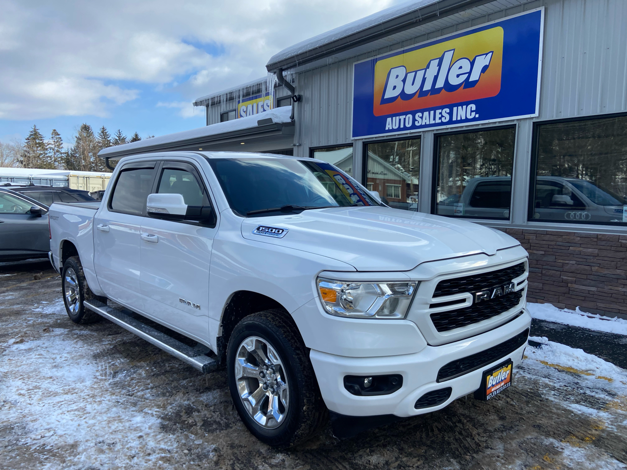 RAM 1500 Big Horn Crew Cab SWB 4WD 2022