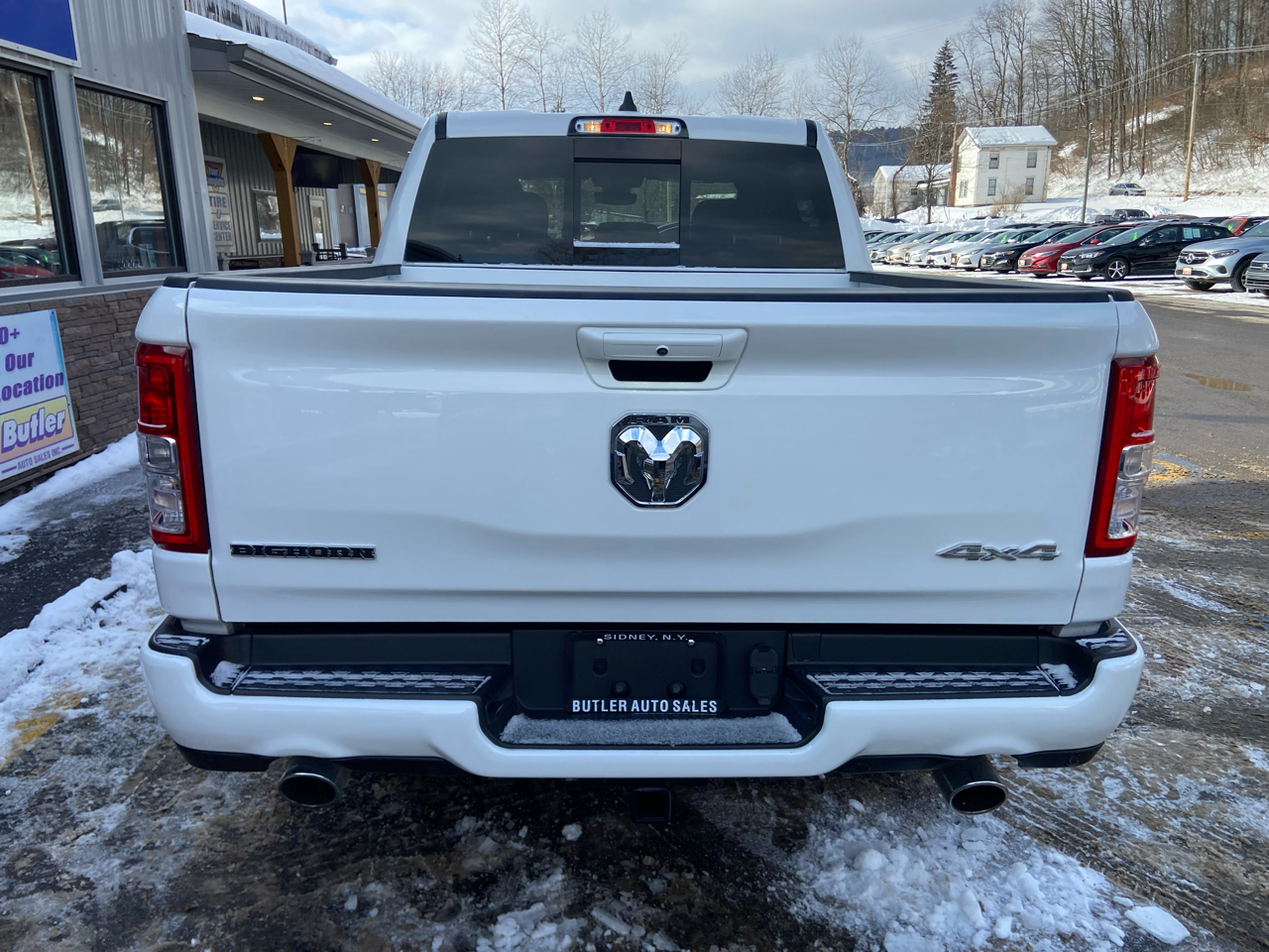 RAM 1500 Big Horn Crew Cab SWB 4WD 2022