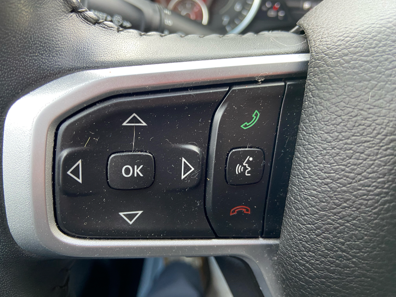 RAM 1500 Big Horn Crew Cab SWB 4WD 2022