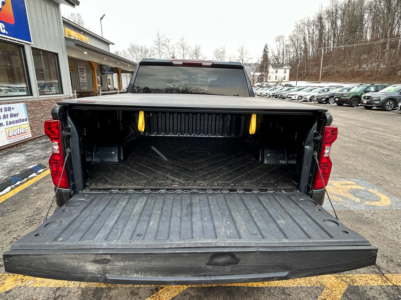 Chevrolet Silverado 1500 LT Crew Cab 4WD 2021