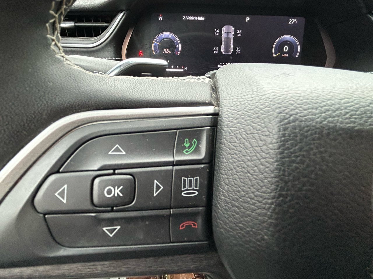 Jeep Grand Cherokee Limited 4WD 2023