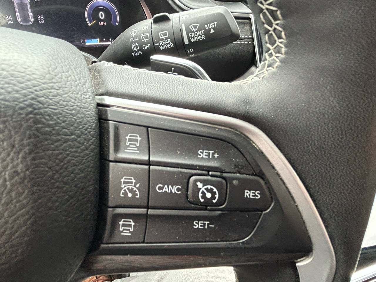 Jeep Grand Cherokee Limited 4WD 2023