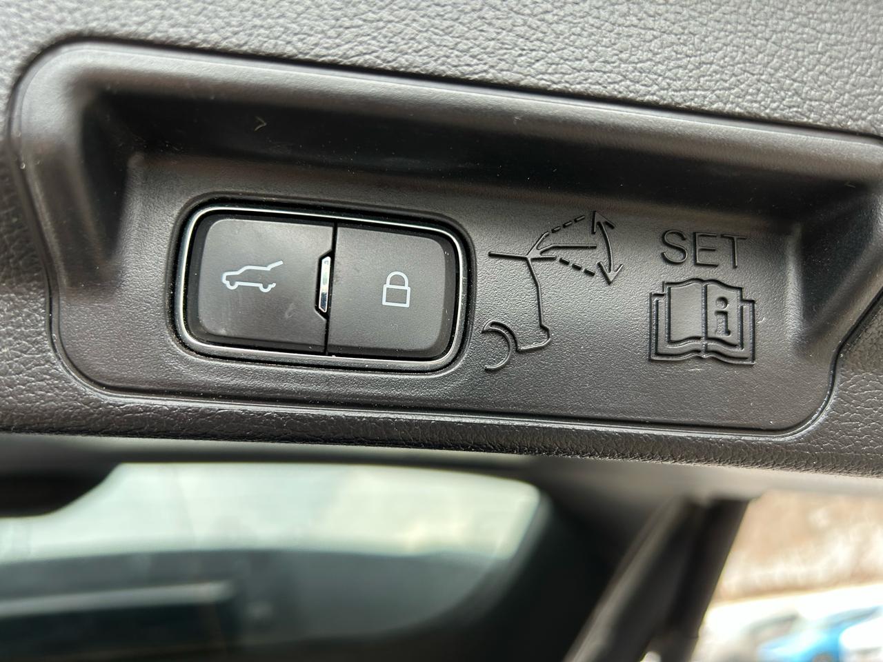 Ford Explorer XLT AWD 2020