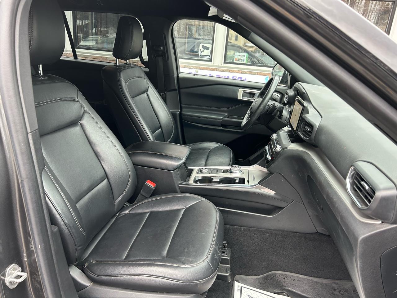 Ford Explorer XLT AWD 2020