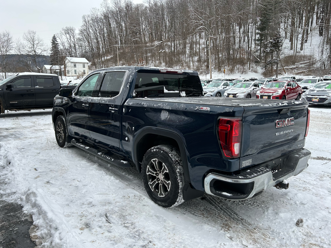 GMC Sierra 1500 SLE Crew Cab Short Box 4WD 2020