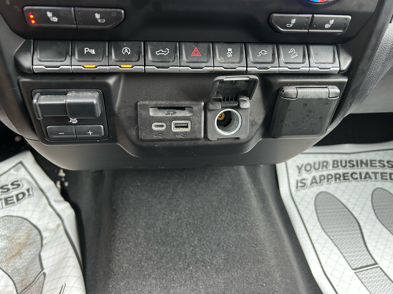 GMC Sierra 1500 SLE Crew Cab Short Box 4WD 2020