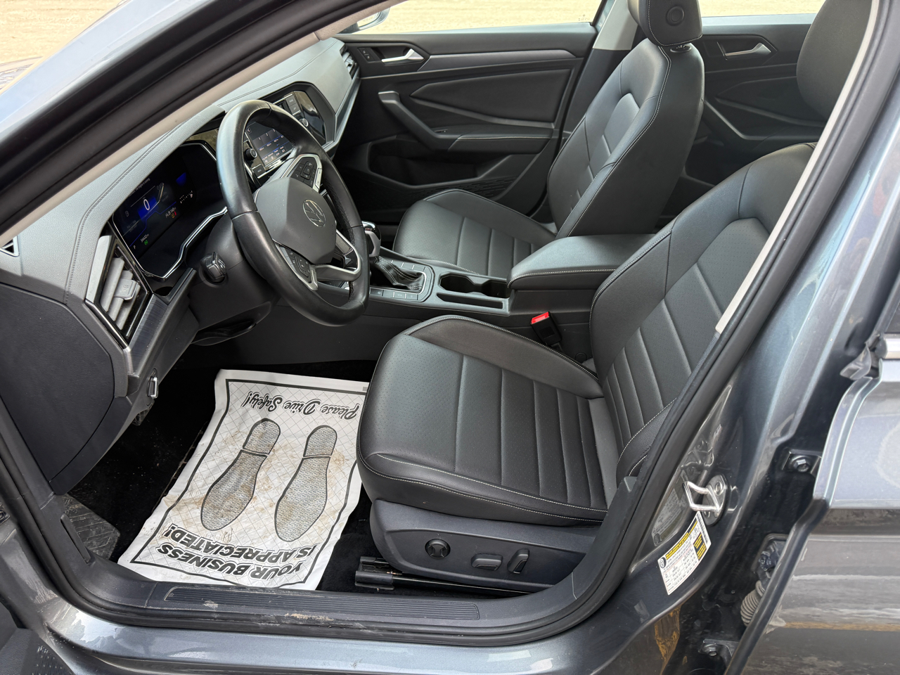 Volkswagen Jetta SE 2024