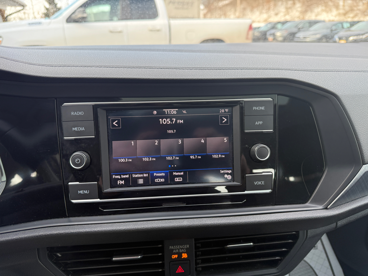 Volkswagen Jetta SE 2024