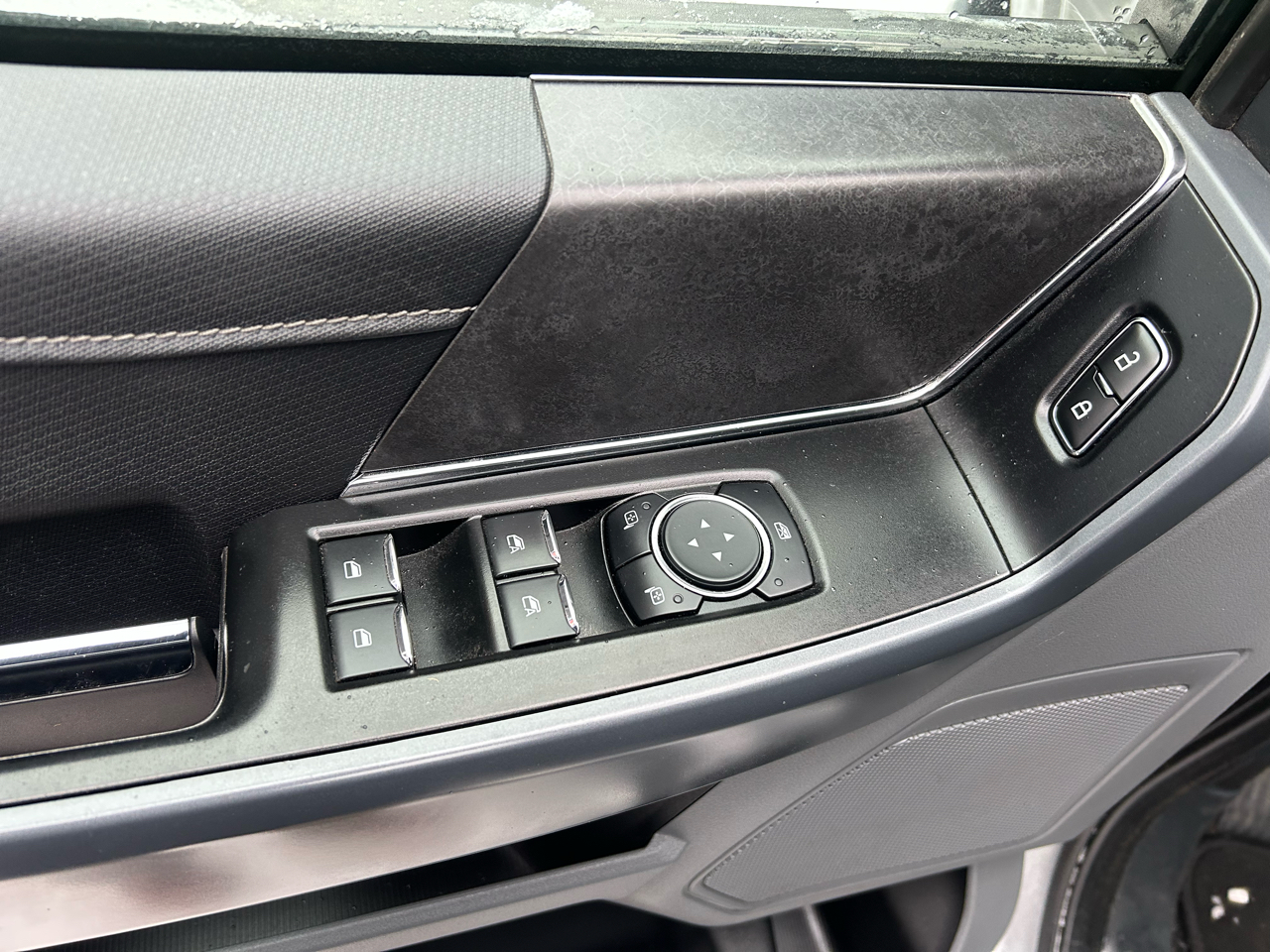 Ford F-150 XLT SuperCrew 4WD 2024