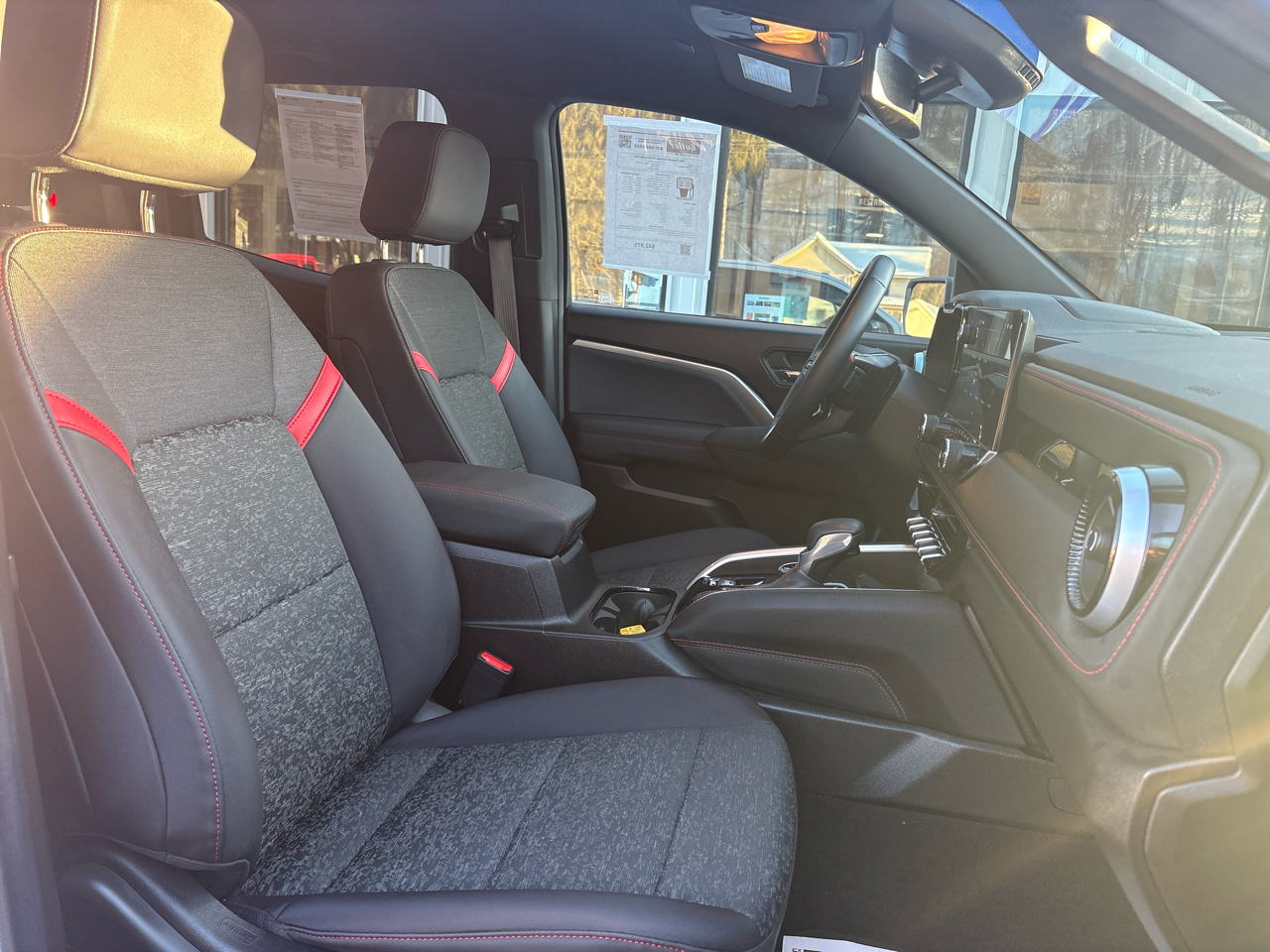 Chevrolet Colorado Z71 Crew Cab 4WD 2025