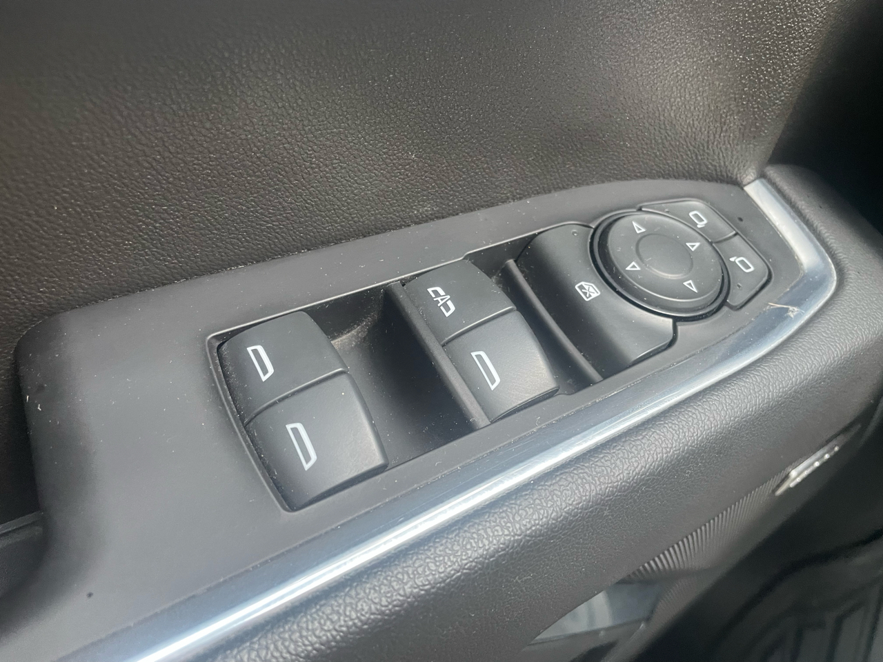 Chevrolet Silverado 1500 RST Double Cab 4WD 2022