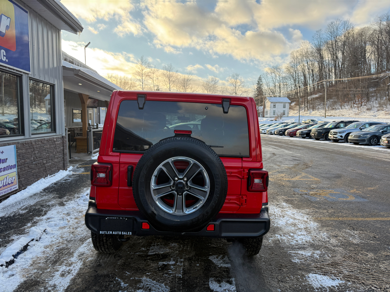 Jeep Wrangler Unlimited Sahara 2023