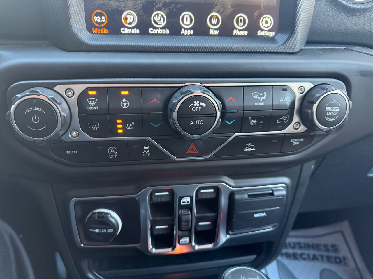 Jeep Wrangler Unlimited Sahara 2023