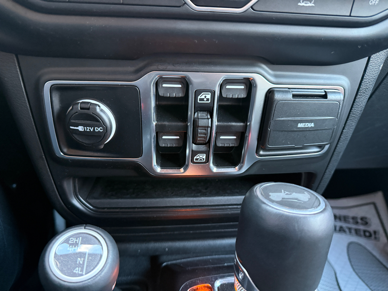 Jeep Wrangler Unlimited Sahara 2023