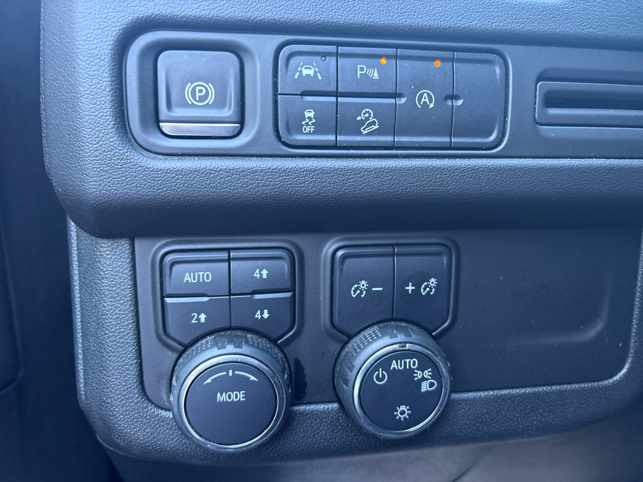 Chevrolet Suburban Premier 4WD 2024