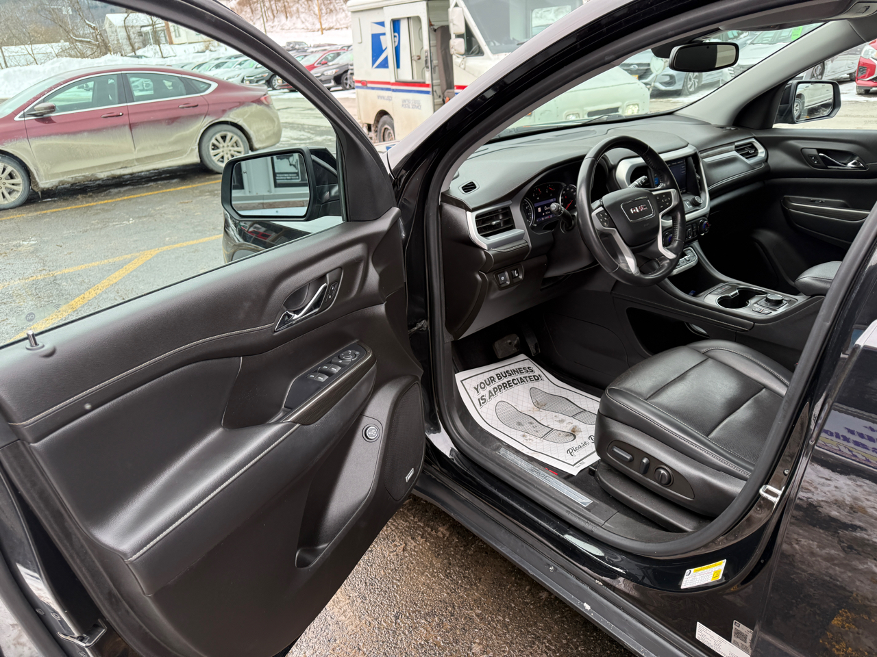 GMC Acadia SLT AWD 2022