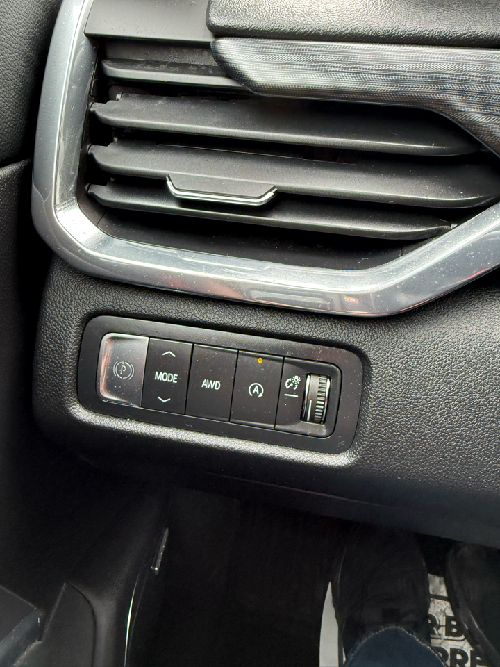 GMC Acadia Elevation AWD 2025