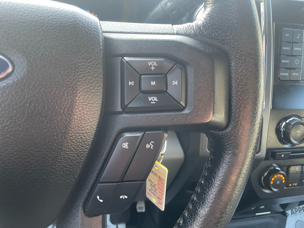 Ford F-150 XL SuperCrew 5.5-ft. Bed 4WD 2015