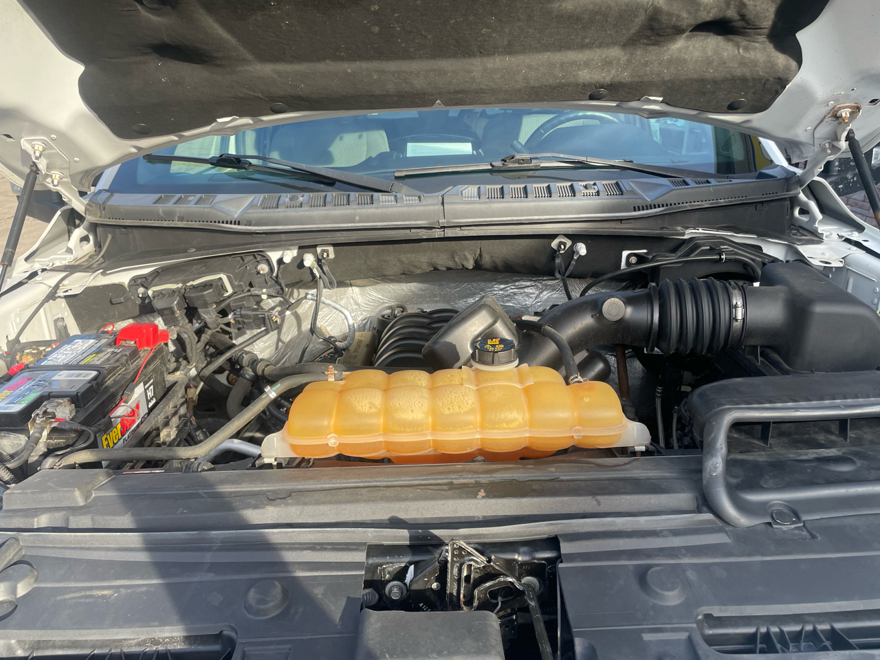 Ford F-150 XL SuperCrew 5.5-ft. Bed 4WD 2015