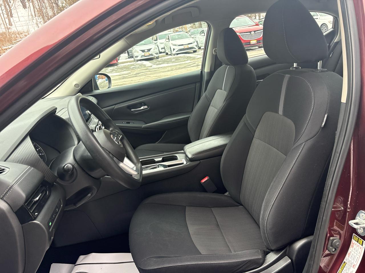 Nissan Sentra SV 2023