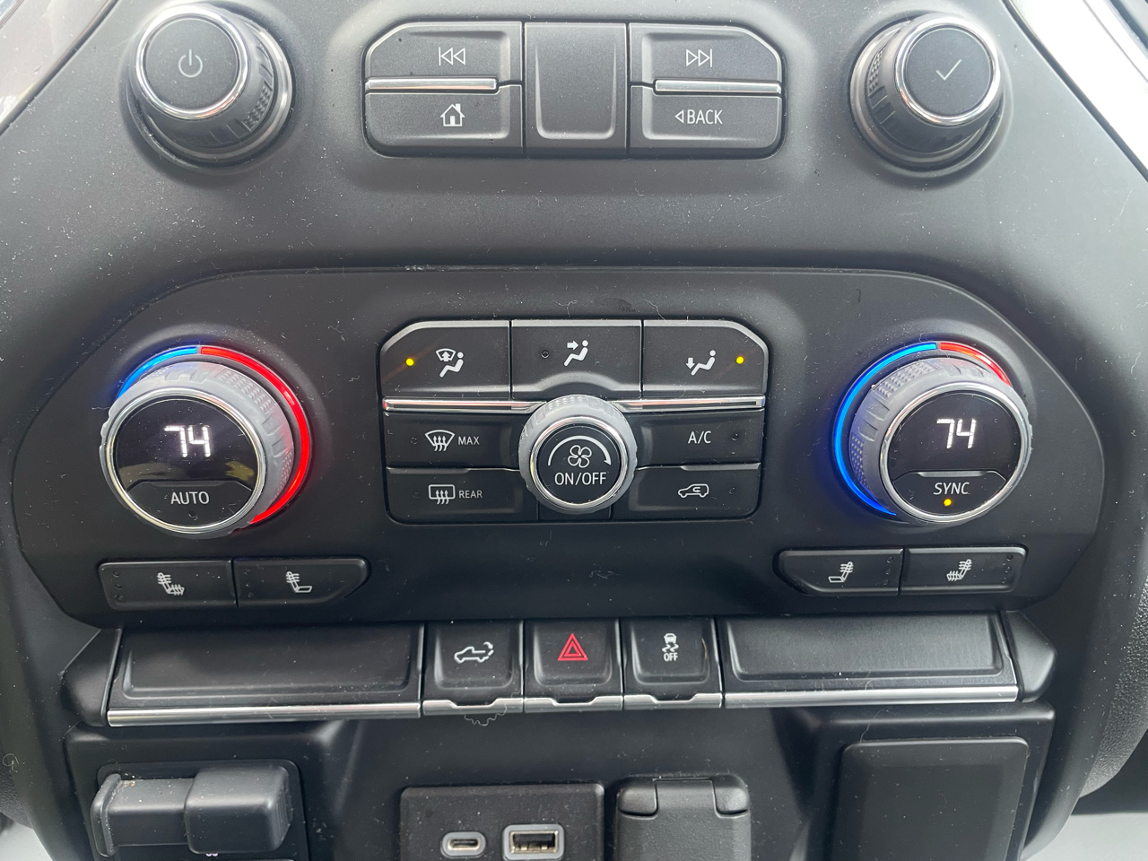 Chevrolet Silverado 3500HD LT Crew Cab 4WD 2022