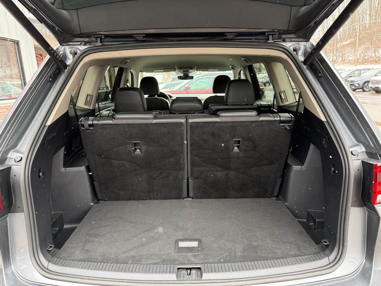 Volkswagen Atlas SE w/Technology 4MOTION 2025