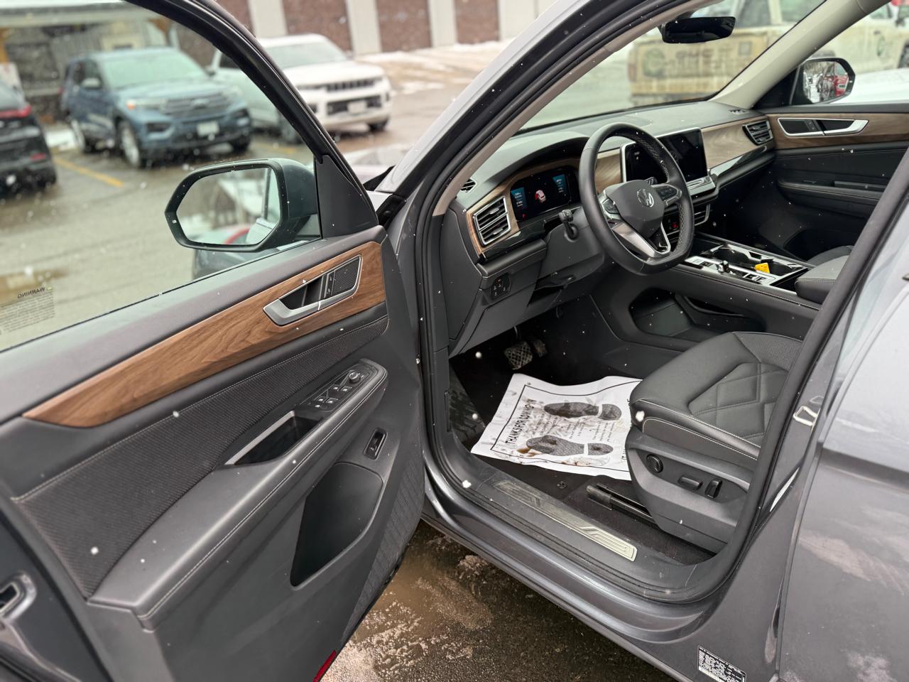 Volkswagen Atlas SE w/Technology 4MOTION 2025