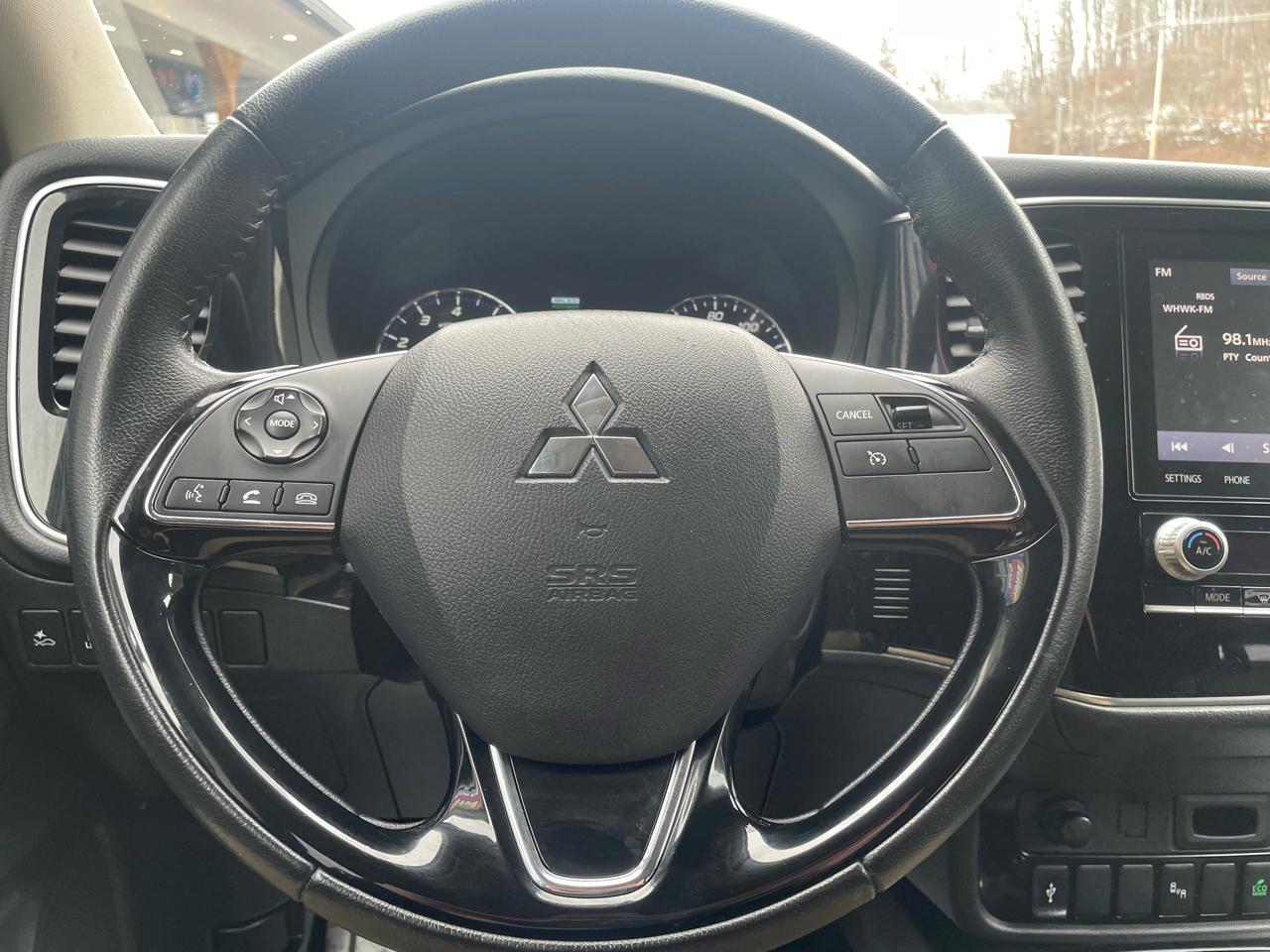 Mitsubishi Outlander SEL AWD 2020