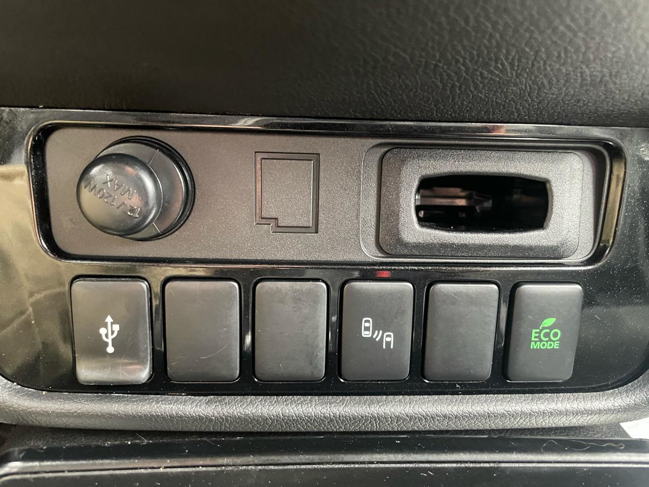 Mitsubishi Outlander SEL AWD 2020