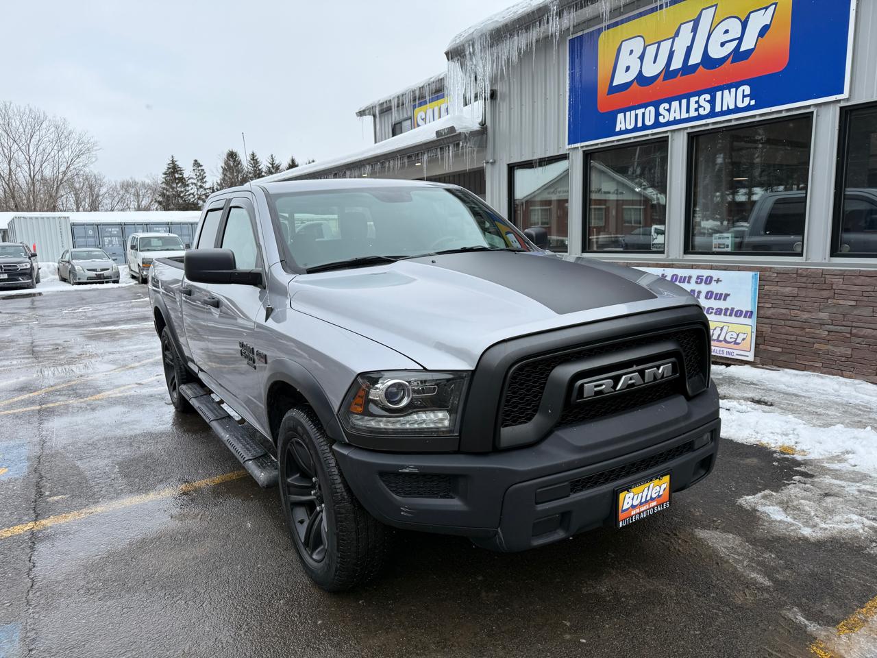 RAM 1500 Classic Tradesman Quad Cab 4WD 2021