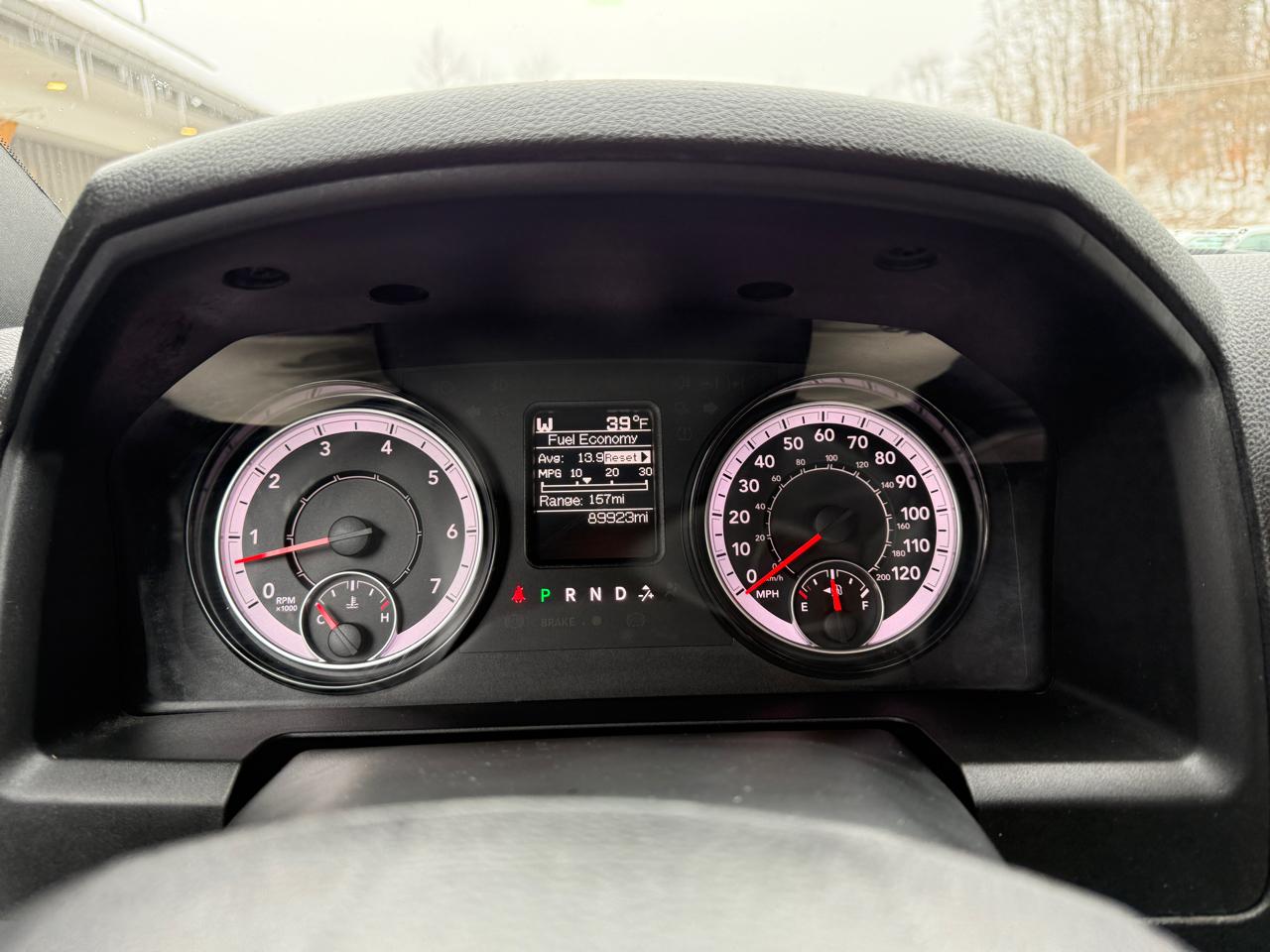 RAM 1500 Classic Tradesman Quad Cab 4WD 2021