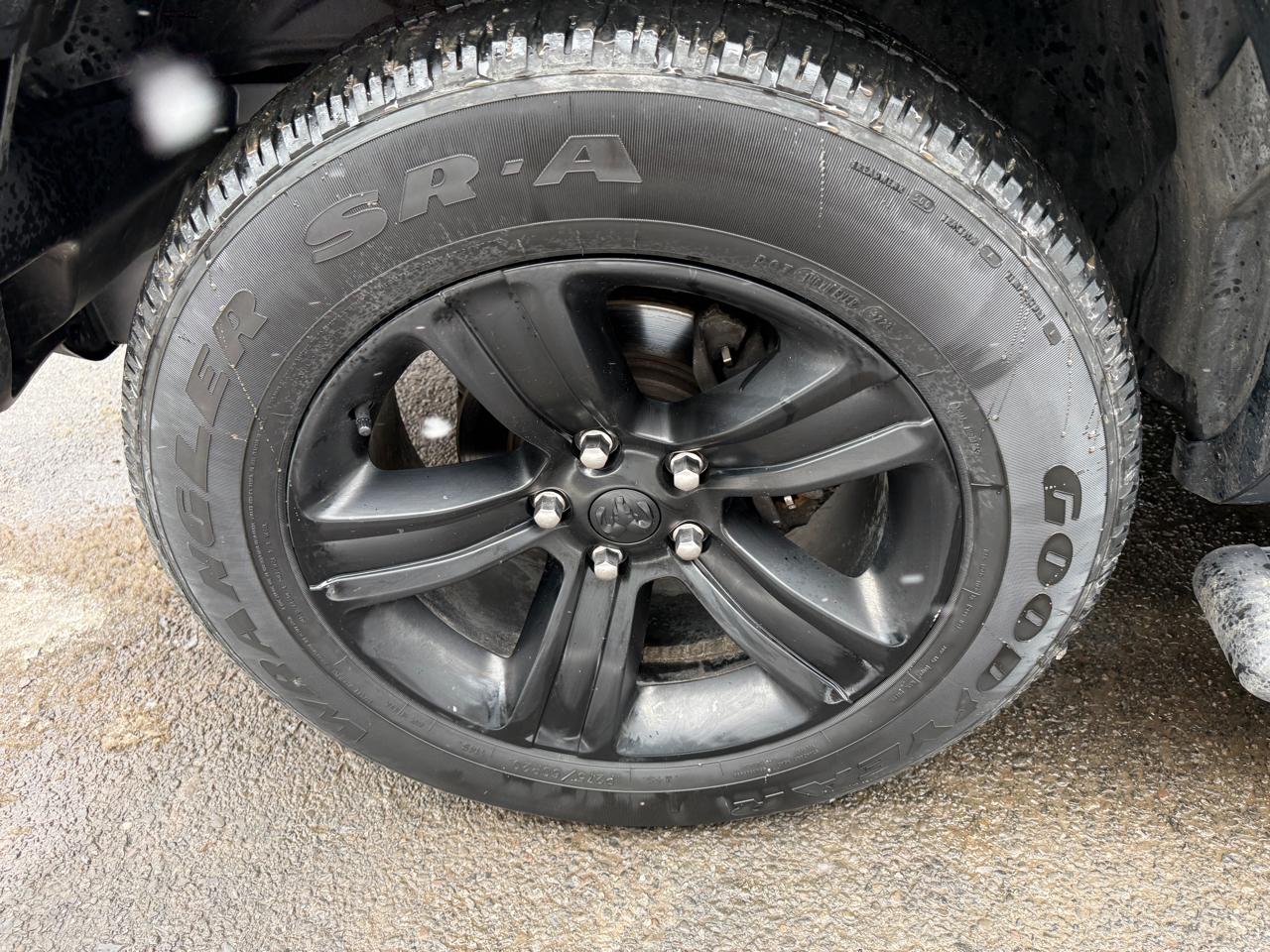 RAM 1500 Classic Tradesman Quad Cab 4WD 2021