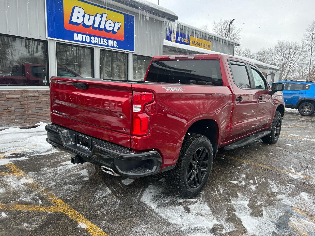 Chevrolet Silverado 1500 Trail Boss LT Crew Cab 4WD 2025