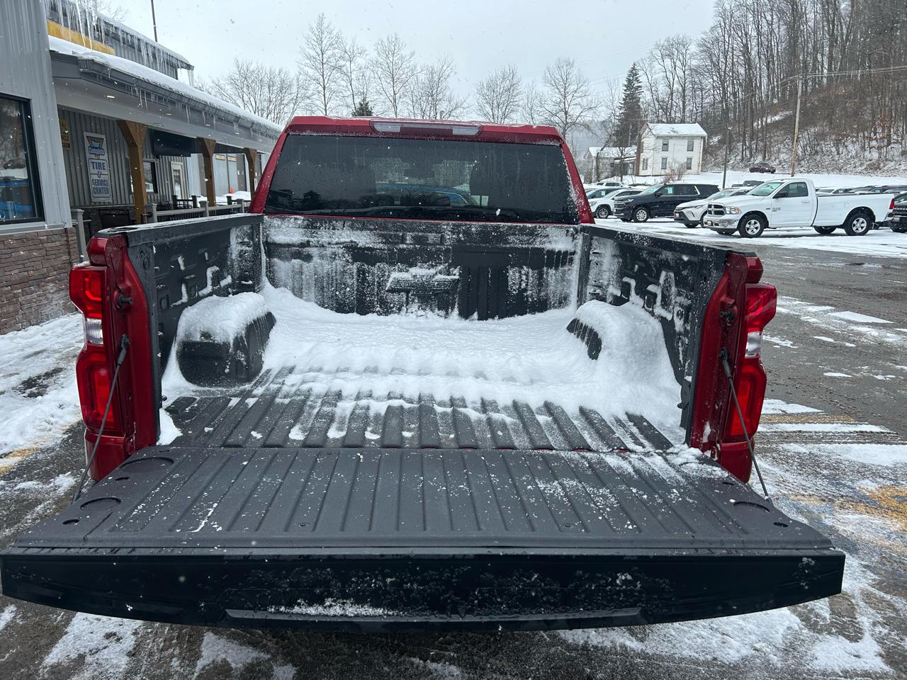 Chevrolet Silverado 1500 Trail Boss LT Crew Cab 4WD 2025