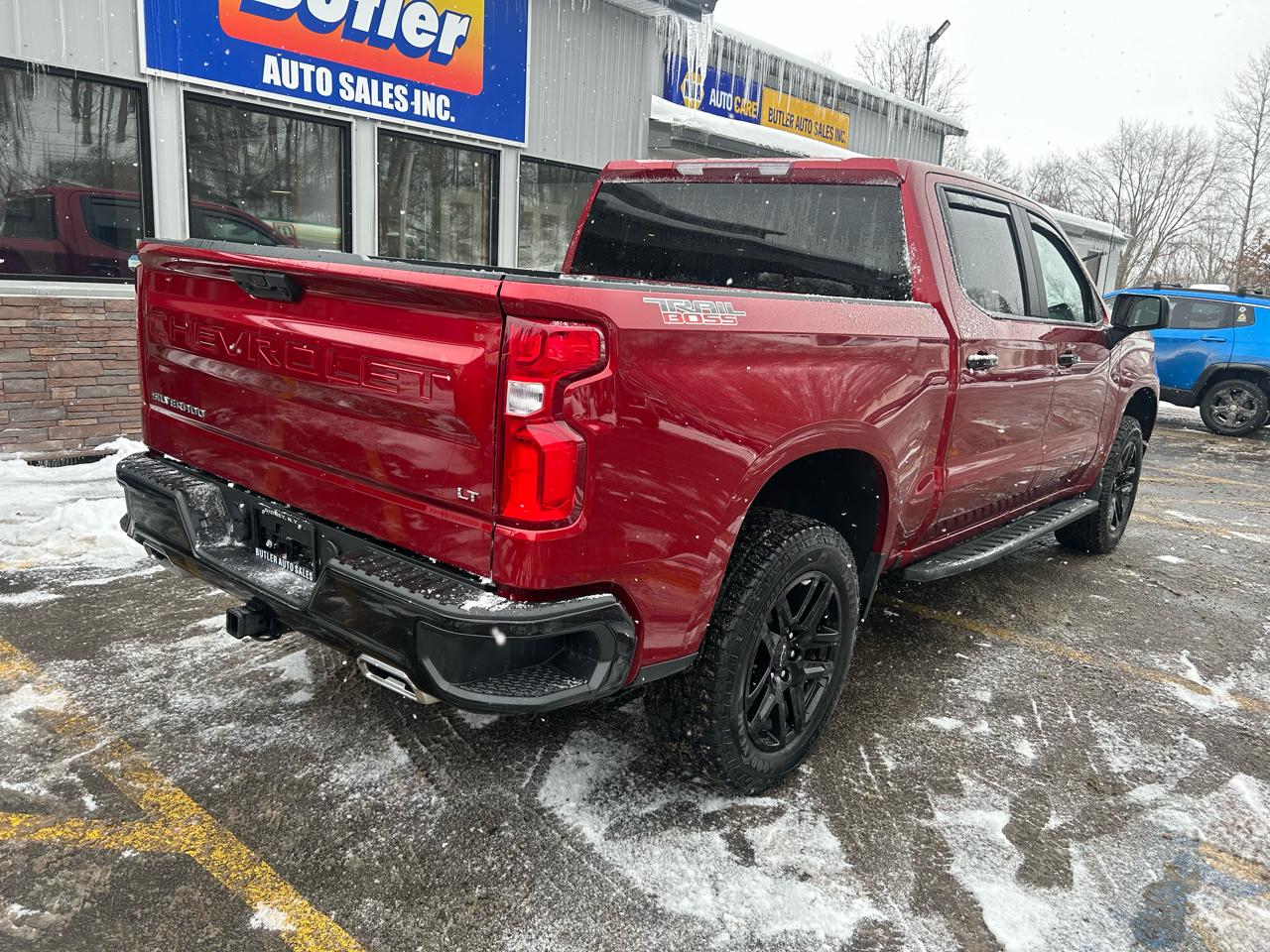 Chevrolet Silverado 1500 Trail Boss LT Crew Cab 4WD 2025