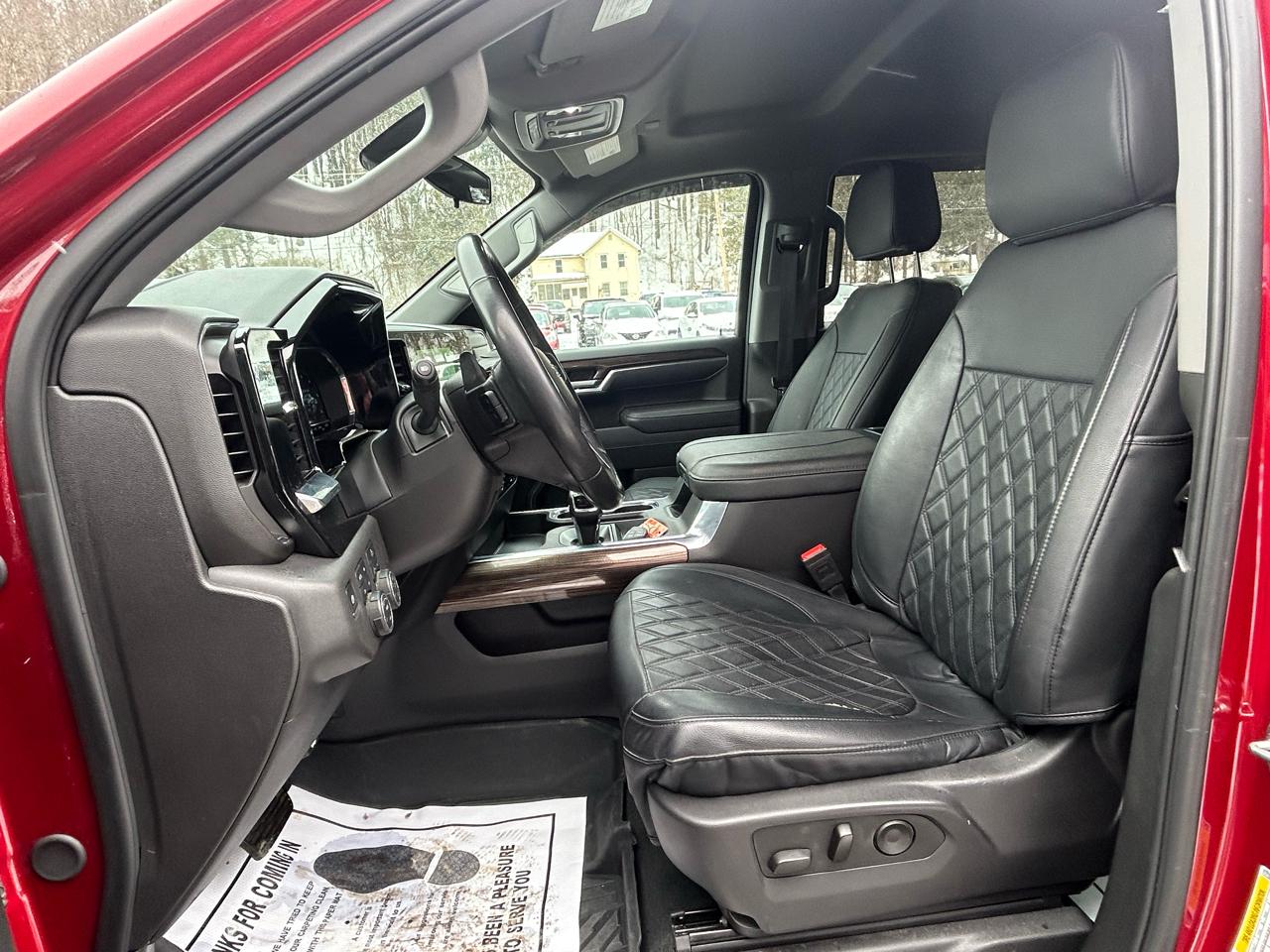 Chevrolet Silverado 1500 Trail Boss LT Crew Cab 4WD 2025